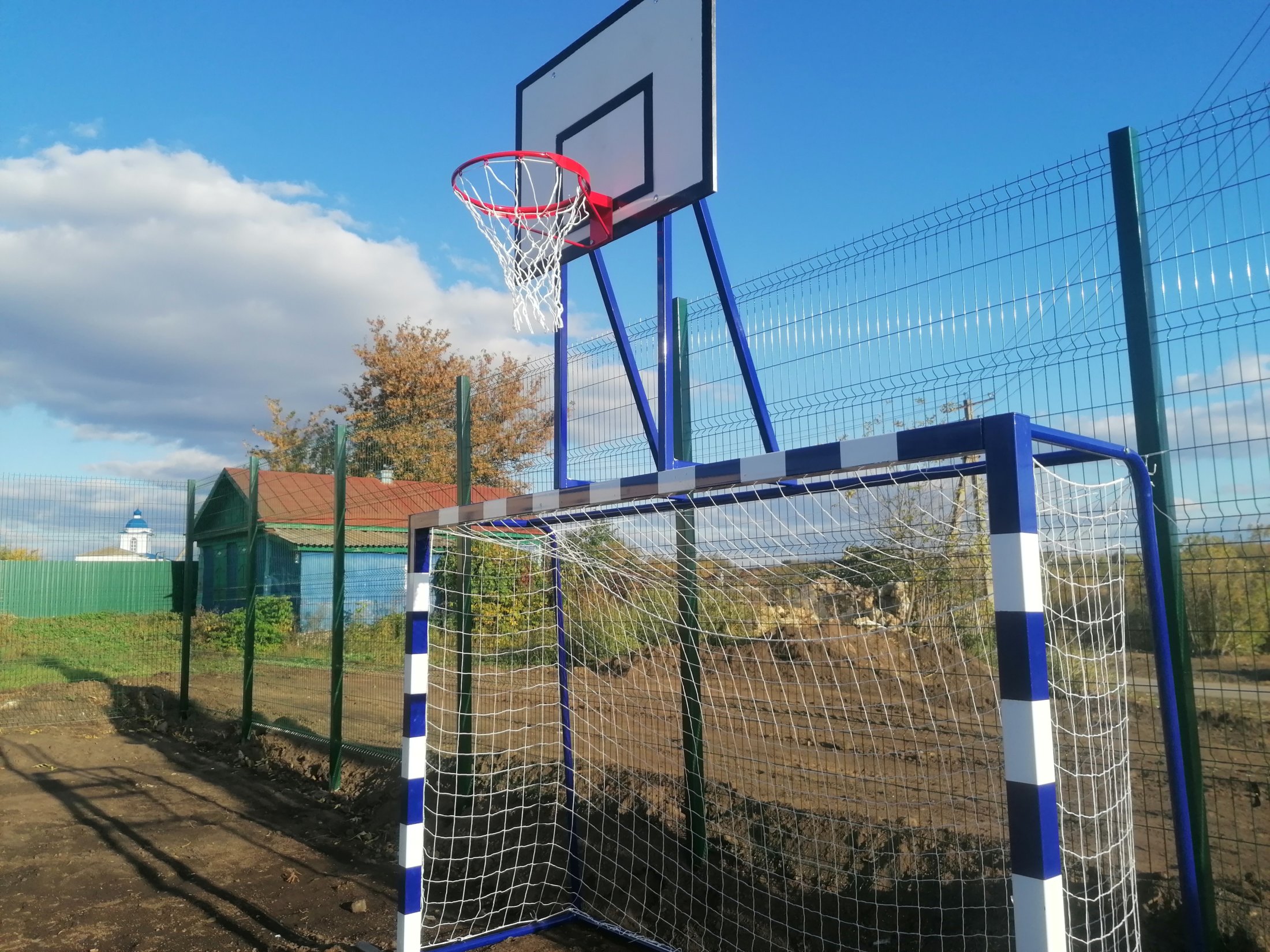 Ворота для минифутбола с баскетбольным кольцом